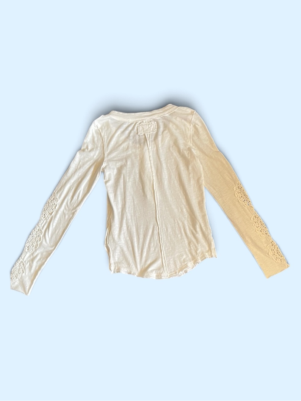 #151, We the Free Women’s Long-Sleeve Henley with Lace Detail, size M - Picture 2 of 2